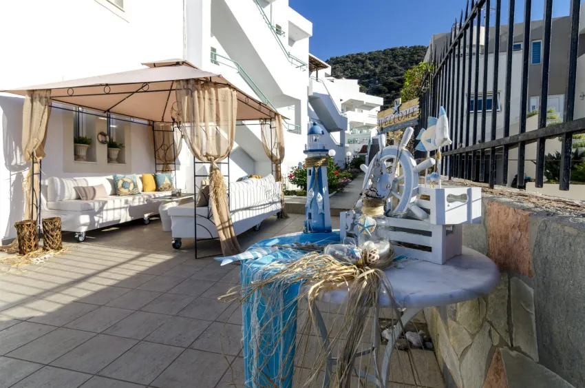 Aglaia Apartments 3*-9