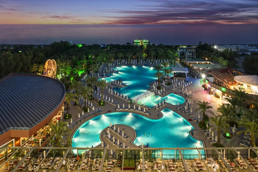 Delphin Palace 5*-3