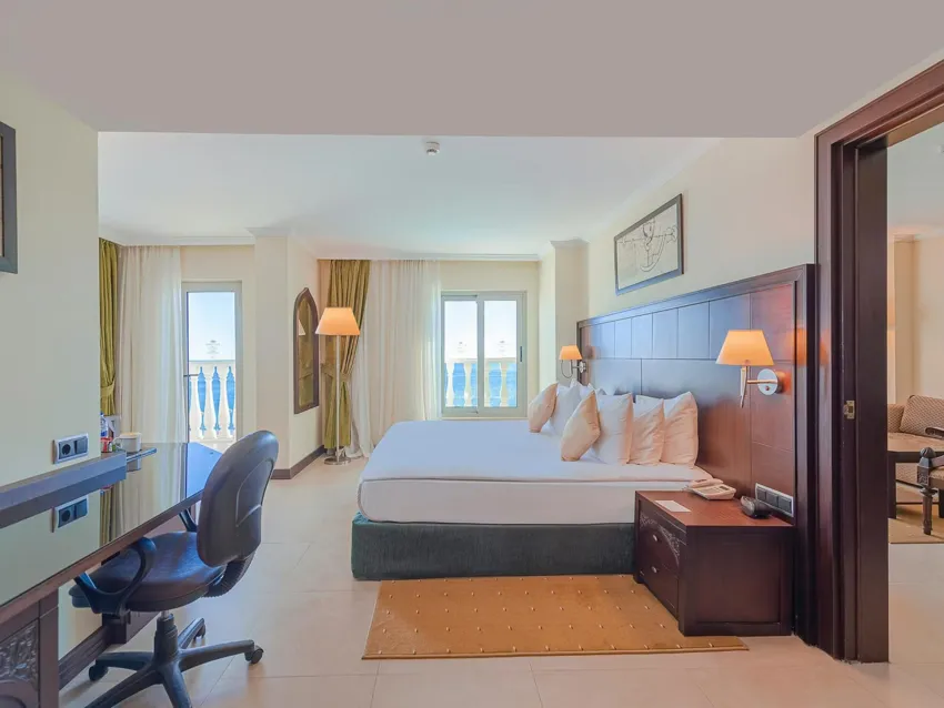 Crowne Plaza Antalya 5*-10
