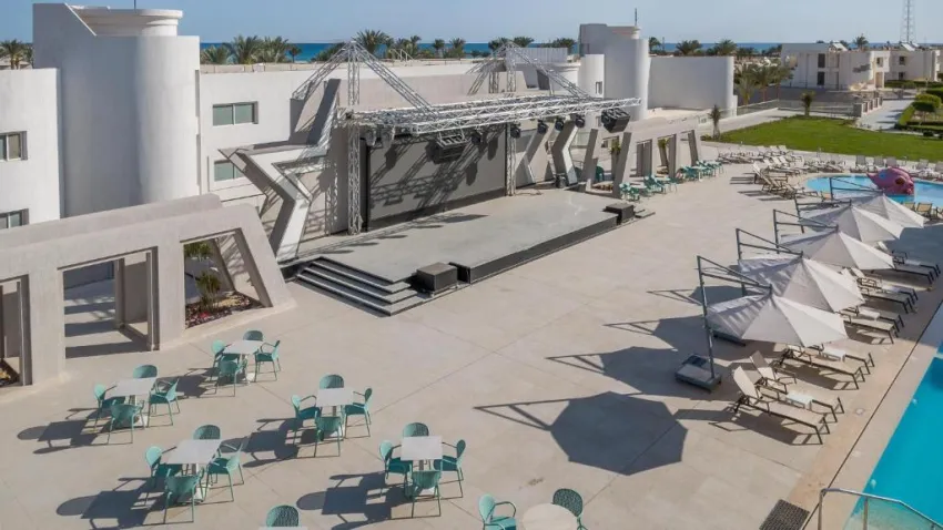 LONG BEACH RESORT  4*-23