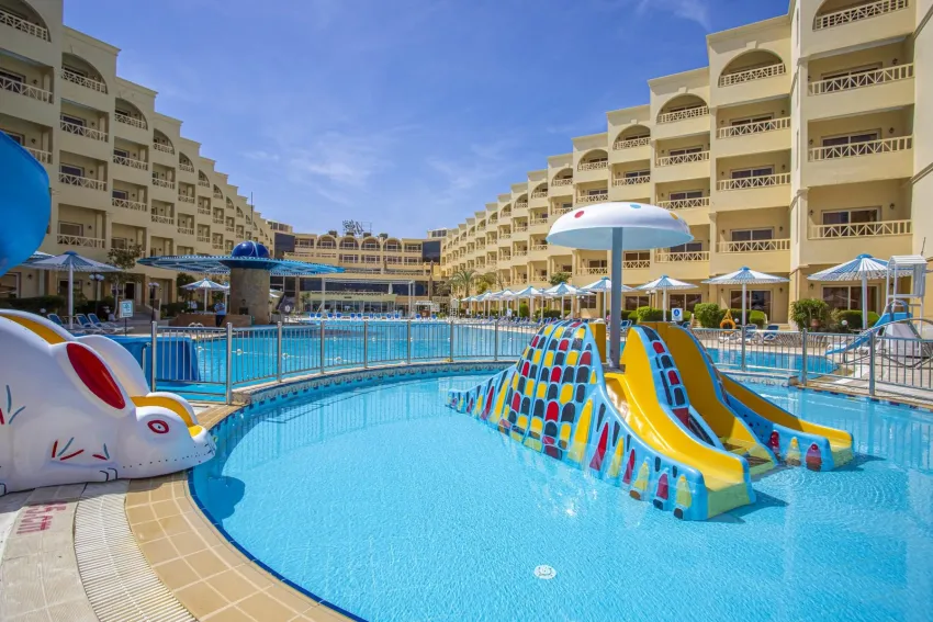 AMC Royal Hotel & SPA 5*-13