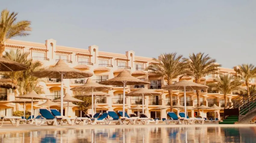 V GRAND BEACH RESORT SAHL HASHEESH (EX. PYRAMISA BEACH RESORT)  5*-28