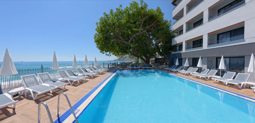 Floria Beach Hotel 4*-4