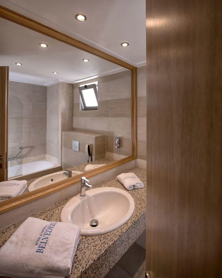 Royal & Imperial Belvedere 4*-31