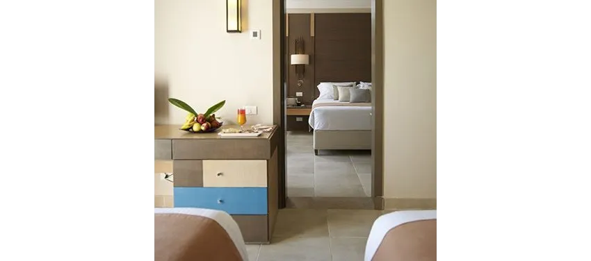 Coral Sea Aqua Club 4*-12