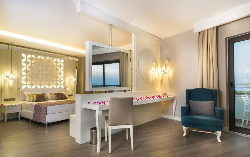 DIAMOND PREMIUM HOTEL & SPA  5*-9