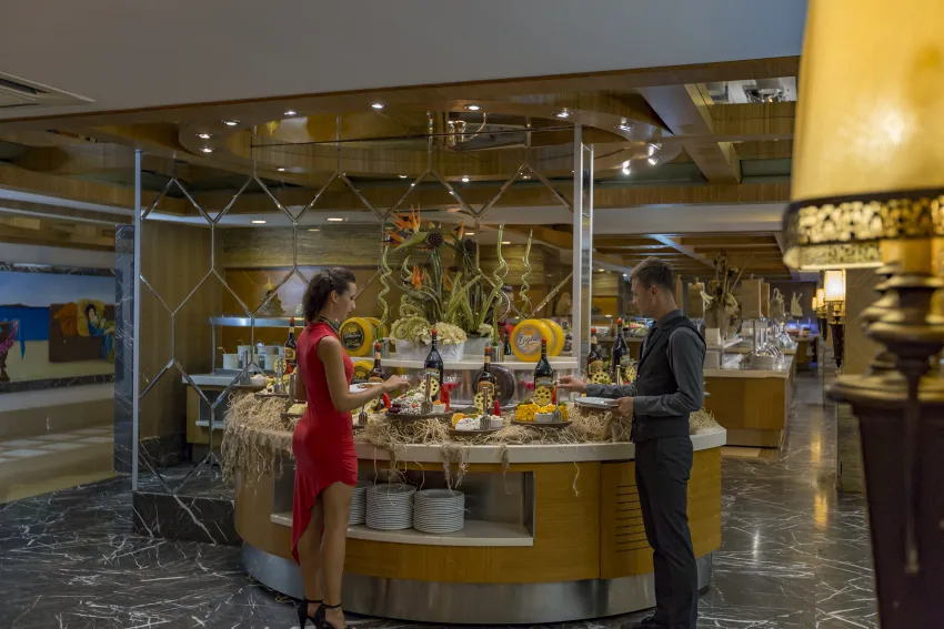 Royal Dragon Hotel 5*-58