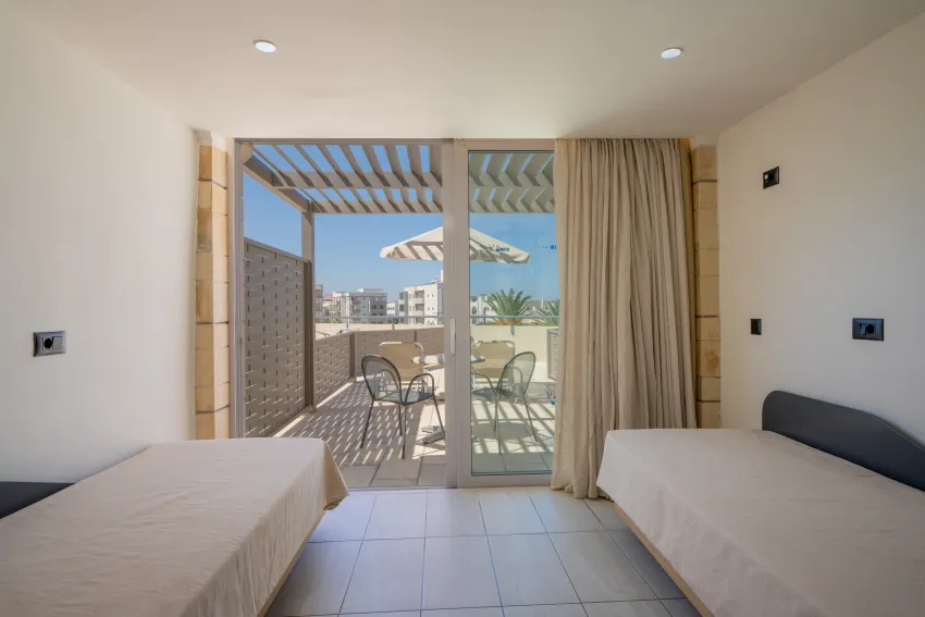 Minos Hotel 4*-8