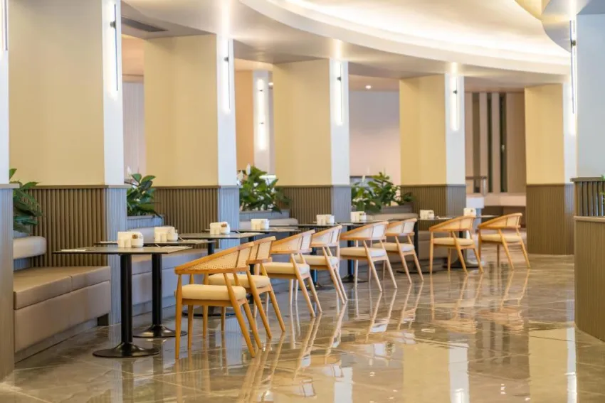 THE NORM ORIENTAL  5*-21