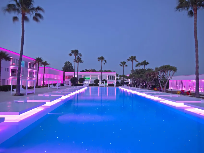 So White Club Resort 4*-3