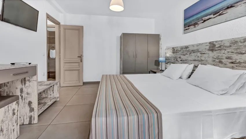 Evina Rooms and Suites 3*-14