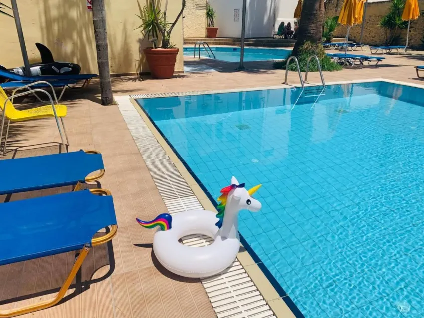 Kassavetis Center - Hotel Studios and Apartments 3*-5