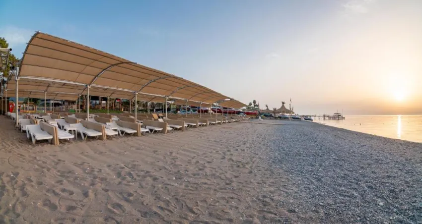 FAME RESIDENCE GOYNUK  4*-13