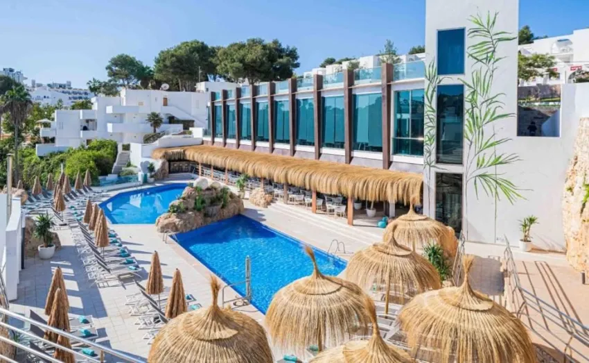 Marsenses Ferrera Blanca Adults Only 4*-3
