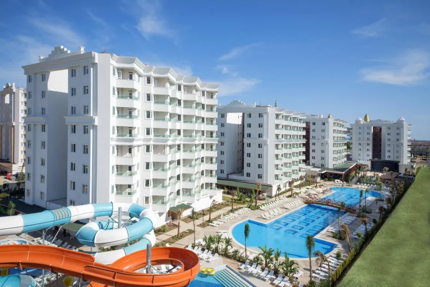 Wyndham Garden Lara 4*-1