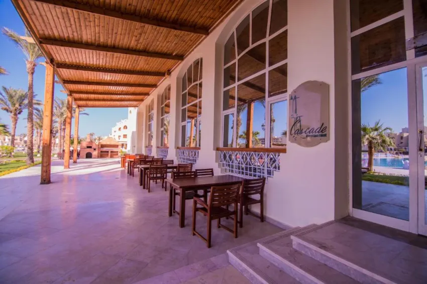 ROYAL LAGOONS RESORT & AQUA PARK  4*-9