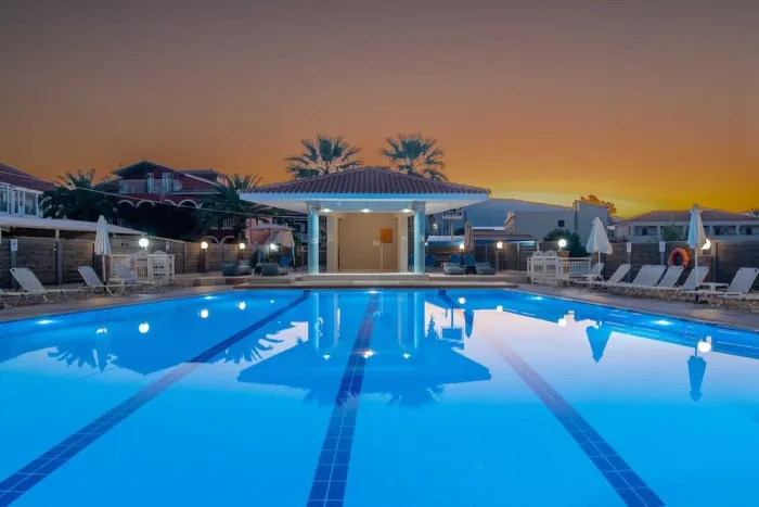 Karras Hotel 4* - Laganas - Grecia