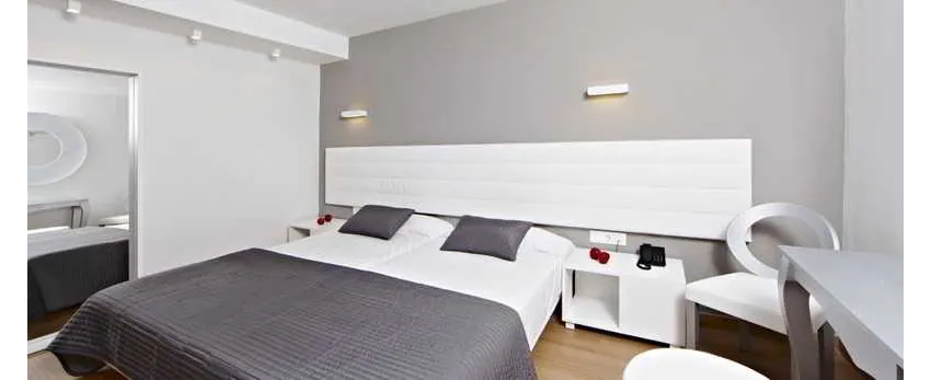 S'Entrador Playa Hotel & Spa 4*-7