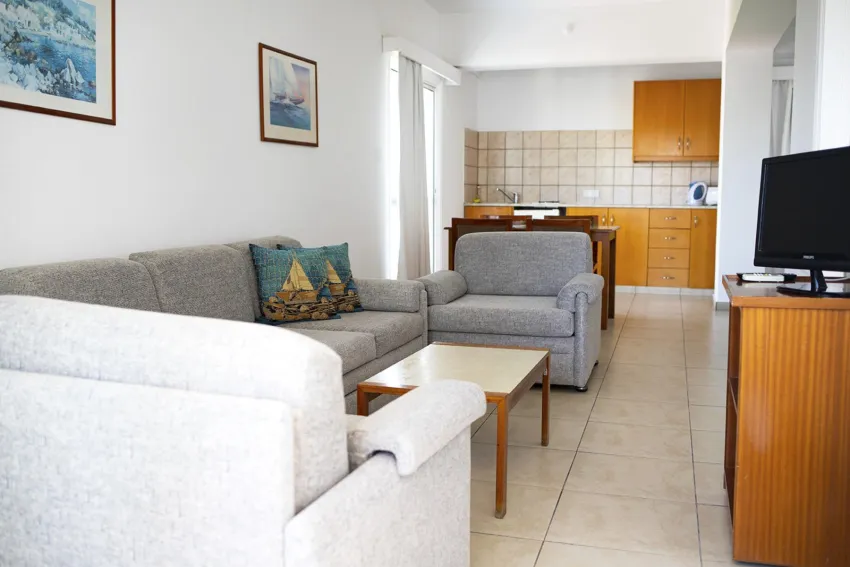 Sun Hall Beach APTS 3*-7