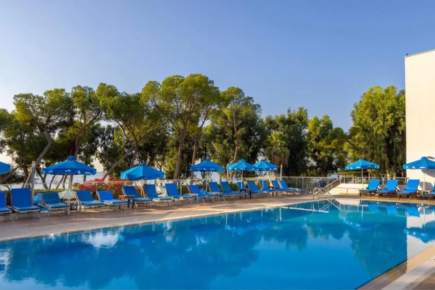 Park Beach Hotel 3*-6