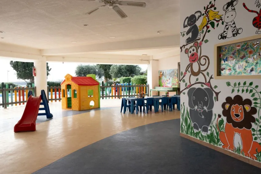 Coral Beach Hotel and Resort 5*-17