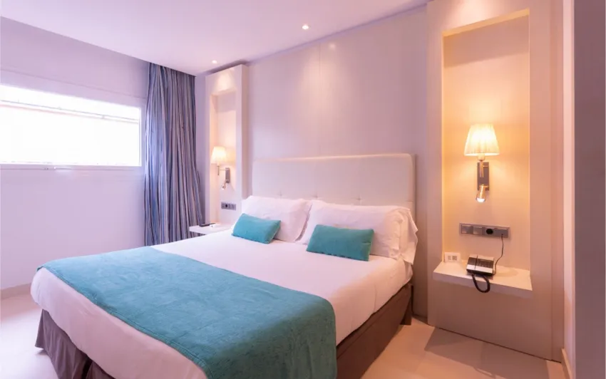 Saratoga Hotel 4*-26