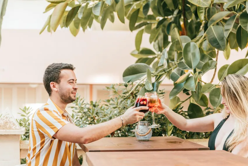 4U Miranda - Only Adults 3*-11