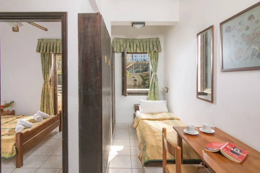 Iliostasi Beach Apartments 3*-7