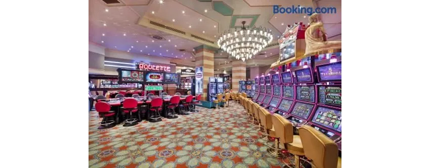 Merit Lefkoşa Hotel & Casino 5*-8