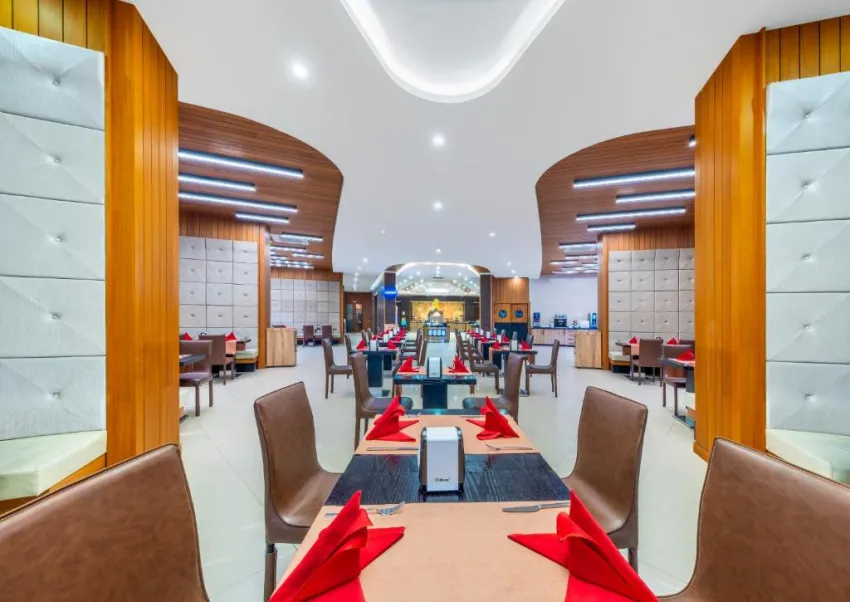 MICHELL HOTEL (ADULTS ONLY 16+)  5*-5