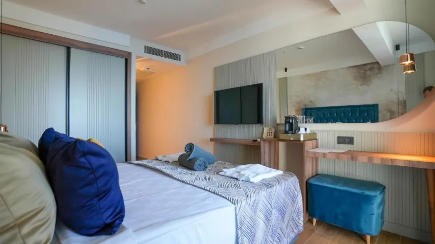 Ada Port Hotel (Adults Only 16+) 3*-18