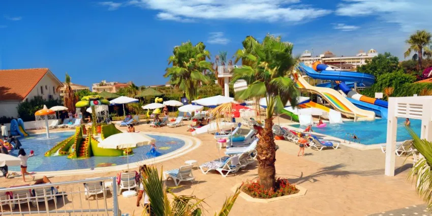 SERENIS HOTEL  5*-5