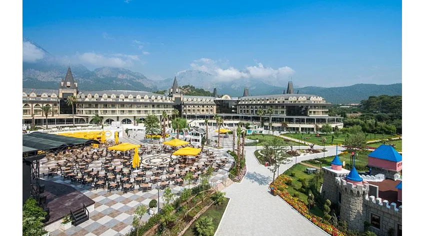 CRYSTAL PRESTIGE ELITE HOTEL  5*-16