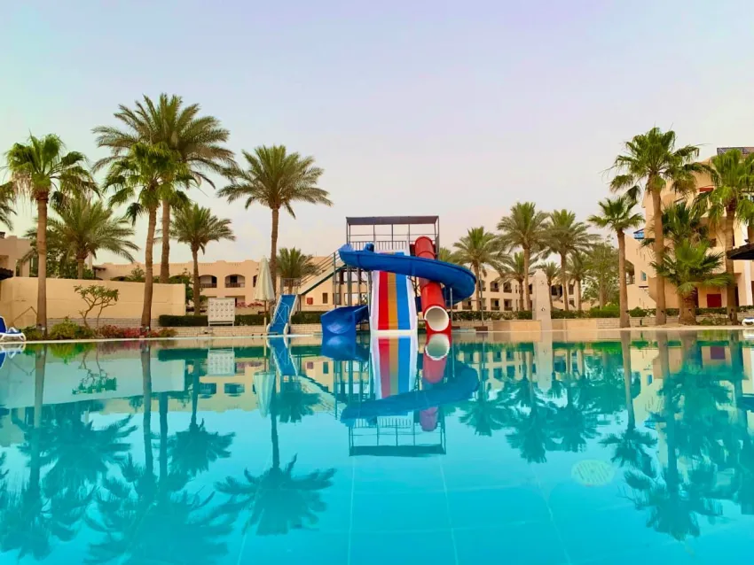 IVY Cyrene Island Hotel 4*-7