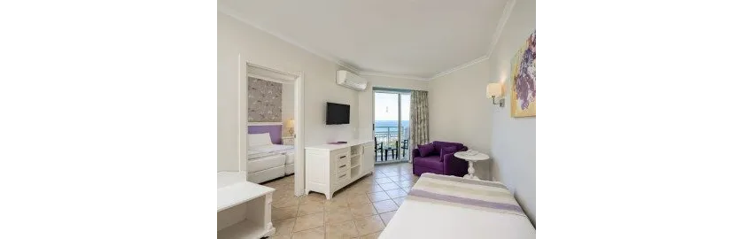 Iz Flower Side Beach Hotel 4*-12