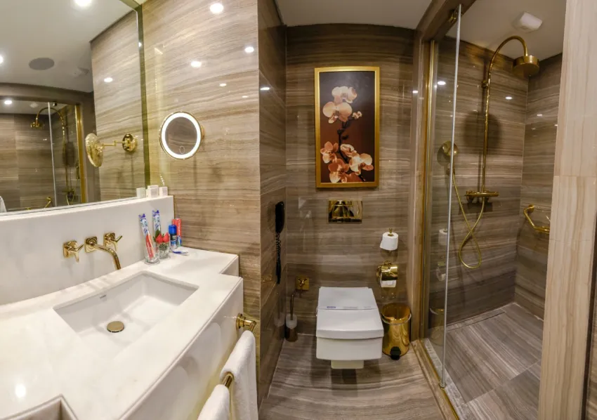 Rocks Hotel & Casino 5*-7