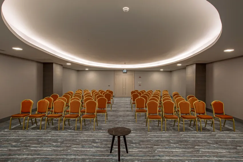 Royal Seginus 5*-101