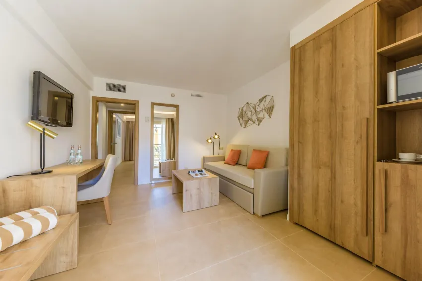 Zafiro Cala Mesquida 4*-27