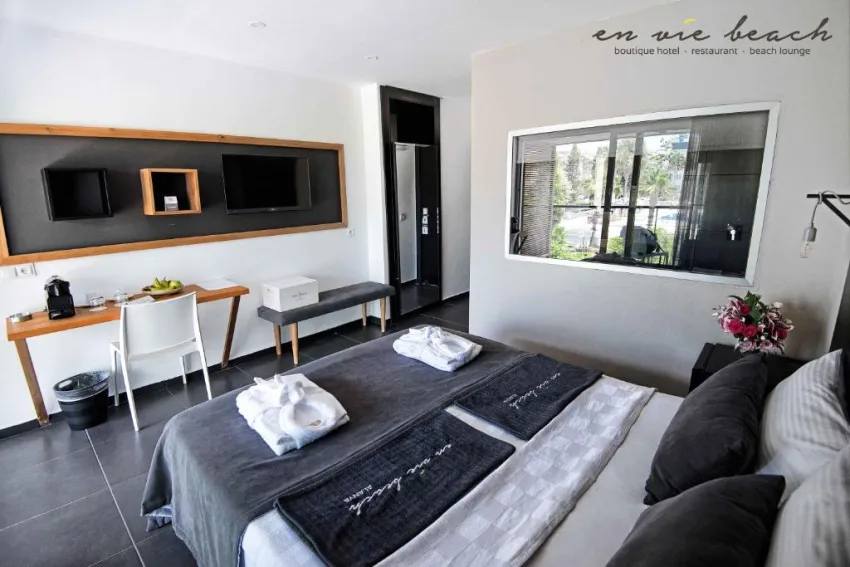 EN VIE BEACH BOUTIQUE HOTEL (ADULT ONLY+16)  3*-18