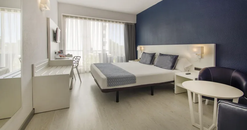 Catalonia del Mar 4*-39