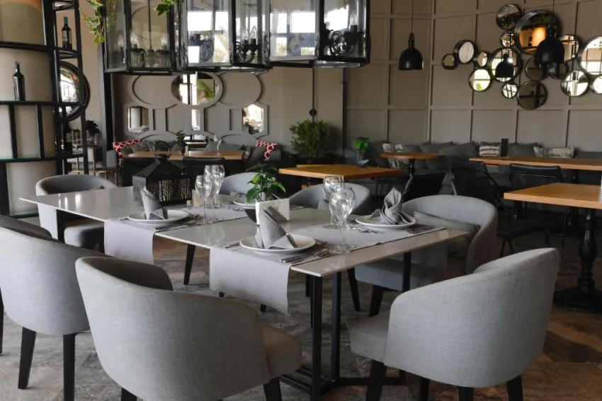 MIRAMARE BEACH HOTEL  5*-15