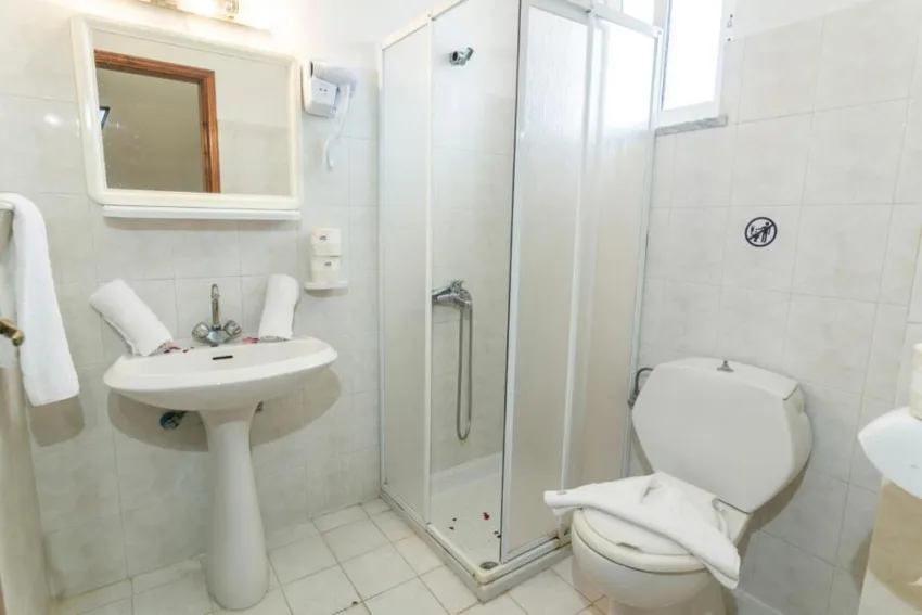 Tivoli Hotel and Apartments 3*-6