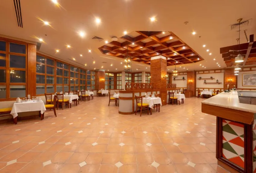 AURORA ORIENTAL RESORT  5*-18
