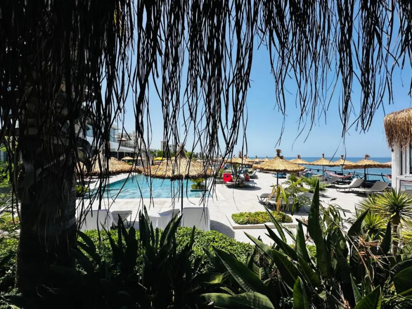 MANOLYA HOTEL  3*-13