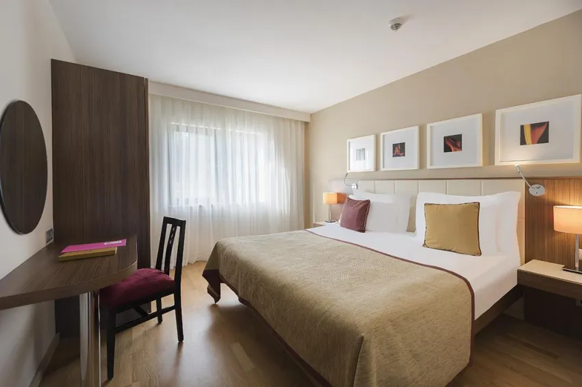 ARUM BARUT COLLECTION  5*-5