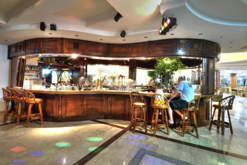 Avlida Hotel 4*-9