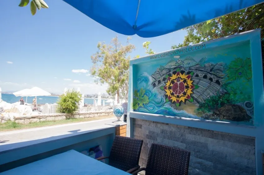 Leda Beach Hotel 3*-4