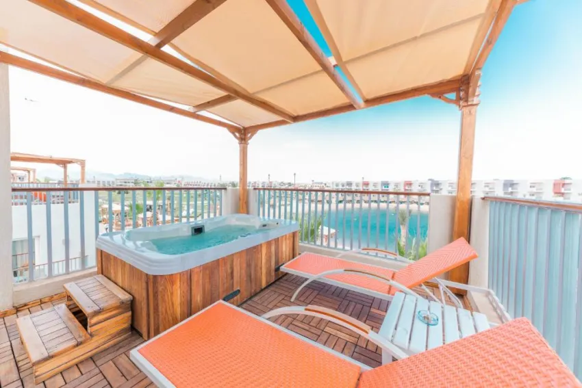 SUNRISE CRYSTAL BAY RESORT  5*-20