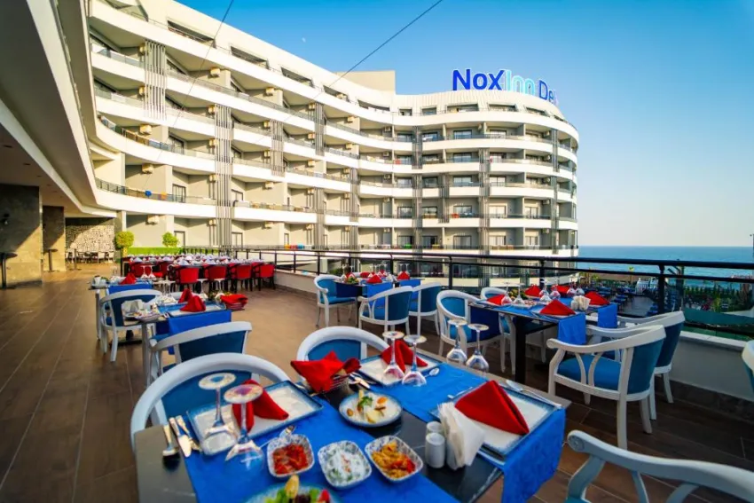 NOXINN DELUXE HOTEL  5*-11