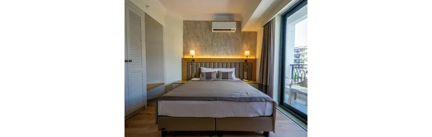 De'manor Boutique Hotel (Ex. M.C.A. Marquis Hotel) 3*-5
